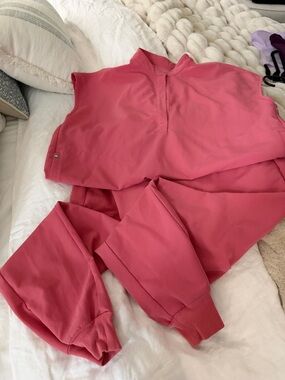 Women's Pink Jogger Pants (M) & Top Set (S) - Stylish Casual Lounge Wear